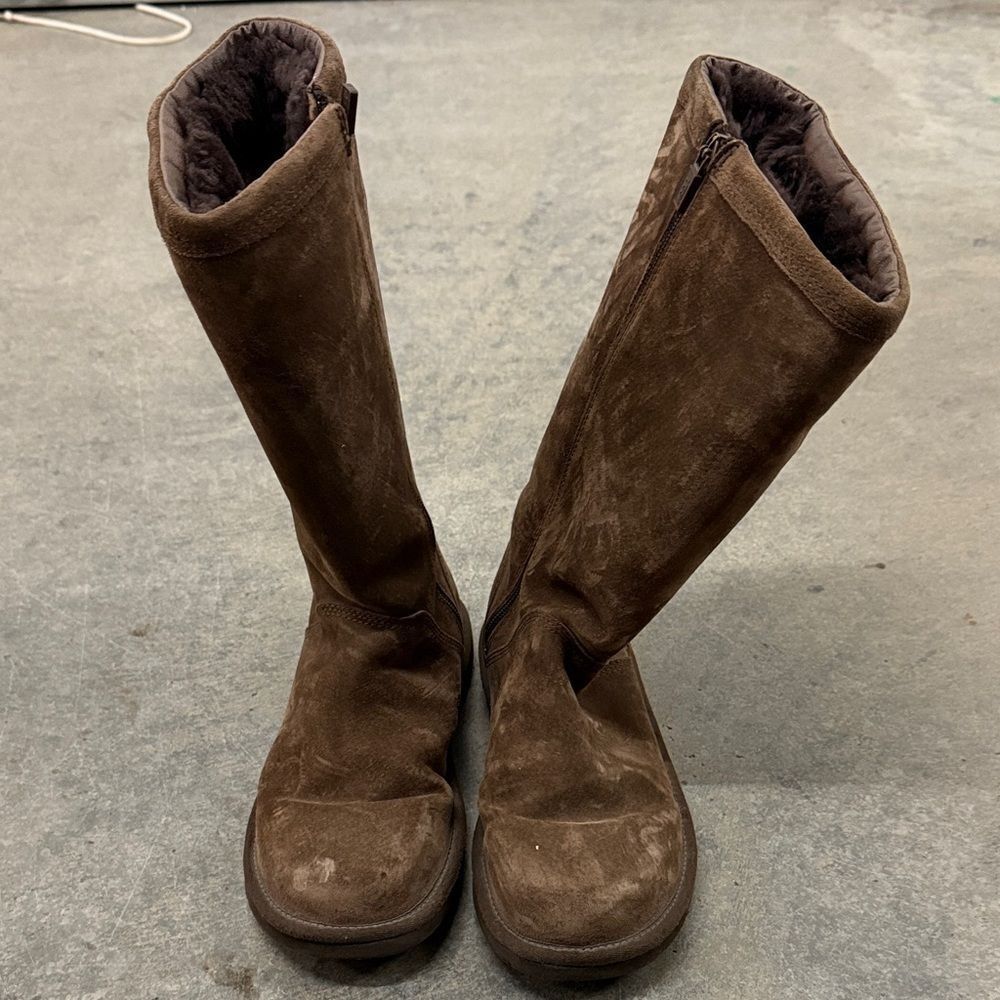 UGG Chocolate Brown Winter Boots